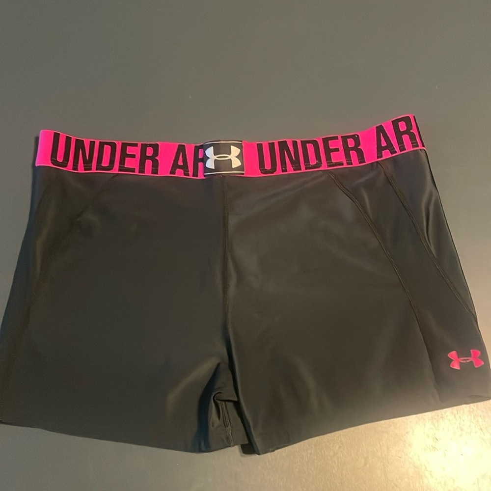 Under armour biker shorts - size large - worn